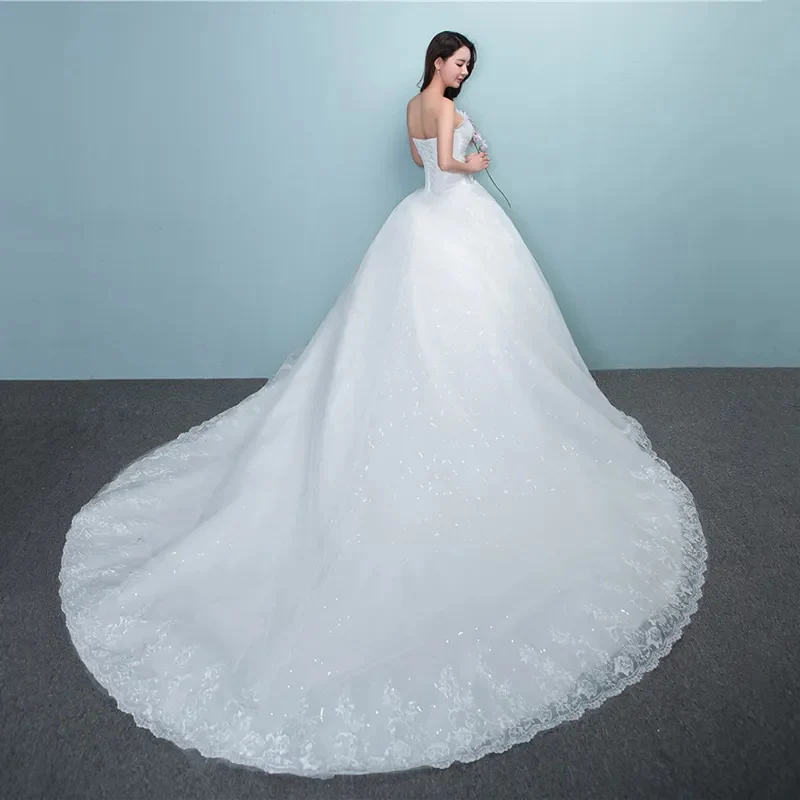 Vestito da sposa di lusso con strascico spazzola con perline e allacciatura in pizzo, sexy e senza spalline, abito da sposa con applicazioni - Vestido De Noiva - immagine 5