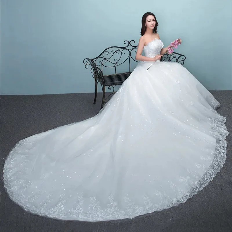 Vestito da sposa di lusso con strascico spazzola con perline e allacciatura in pizzo, sexy e senza spalline, abito da sposa con applicazioni - Vestido De Noiva - immagine 3