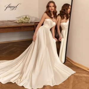 Abito da sposa Fmogl Sexy Sweetheart Matte Satin Vintage Luxury con Plissettature - Linea A con Strascico"