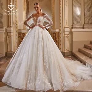 Abito da Sposa di Lusso 2024 con Perline, Maniche Lunghe, Pizzo e Appliques, Stile Principessa