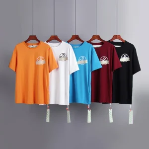 Off-White T-SHIRT